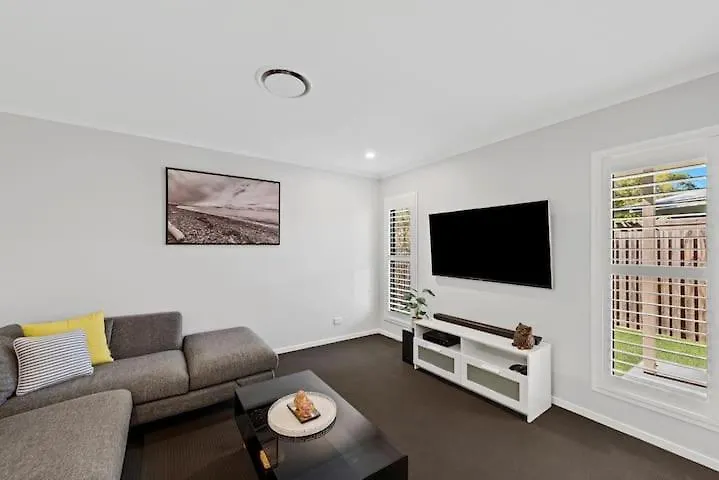 Private Mudjimba Beach Abode